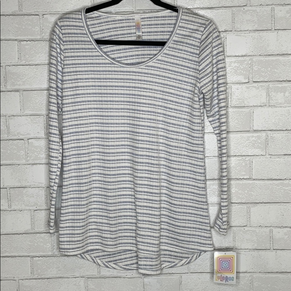 NWT LuLaRoe Striped Lynnae Long Sleeve Top